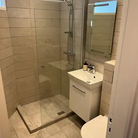 Appartement Hyggelig Taet Pa Centrum Og Letbanestop *